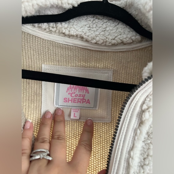 Cozy Sherpa - Picture 2 of 4